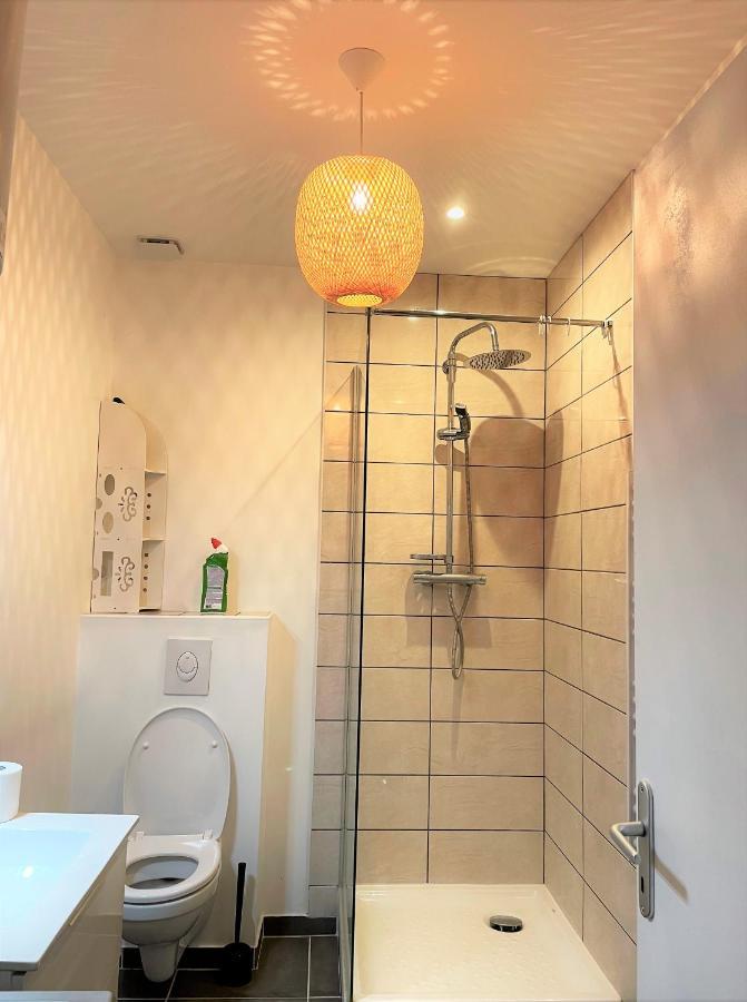 Sauna En Bord De Riviere โมเรซ์ ภายนอก รูปภาพ